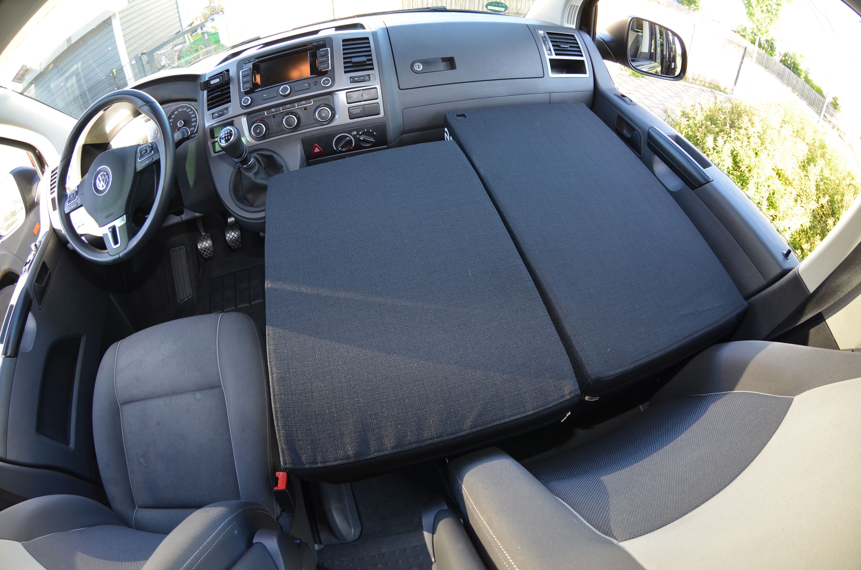 994472424 Campsleet Bett in Auto