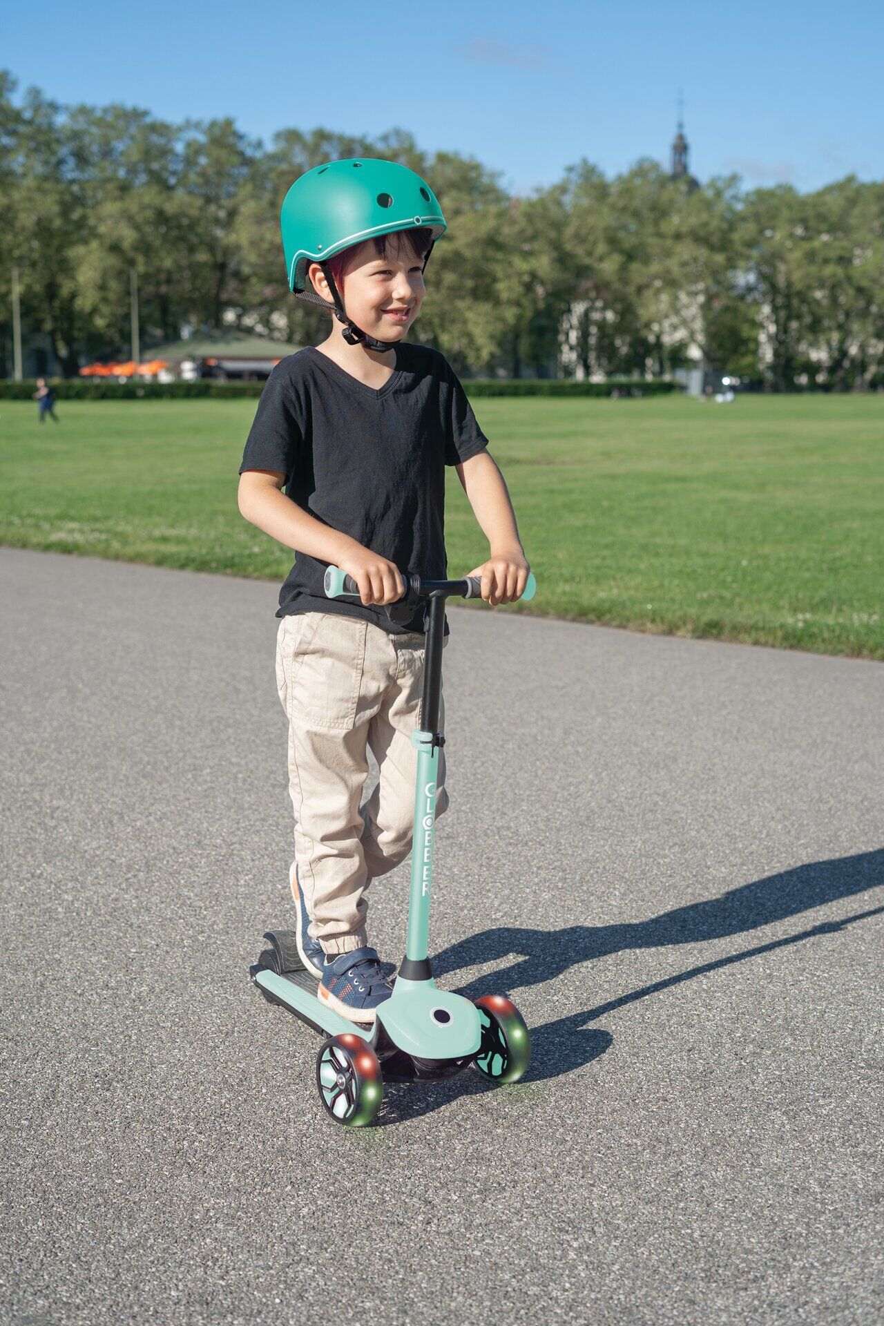 Gras, Roller, Helm, Schutzhelm, Portrait, Kind