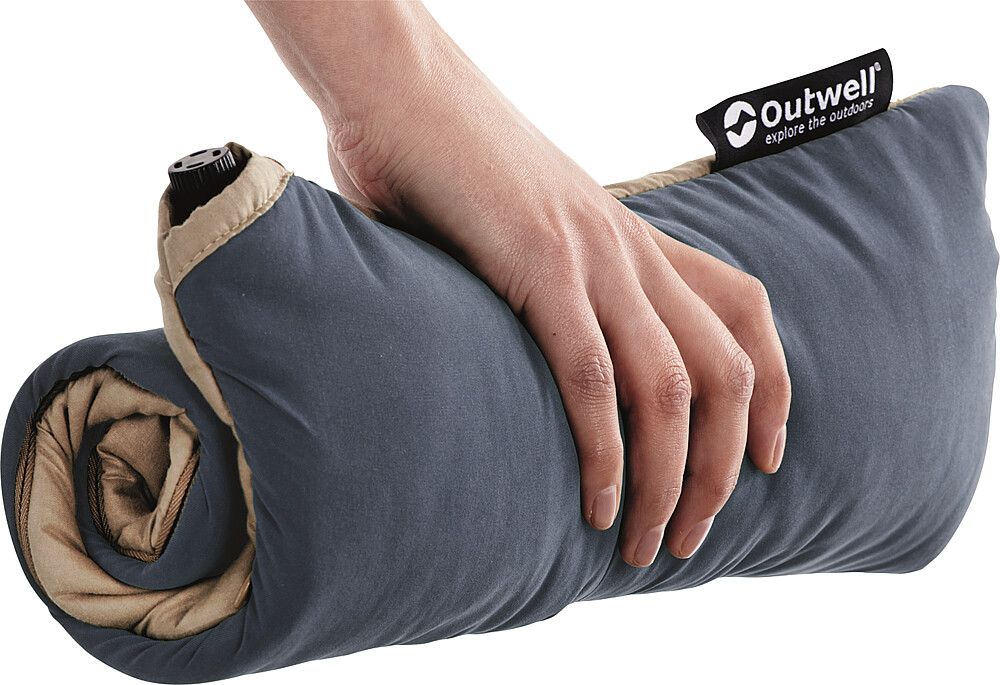 Outwell Kissen Conquerour Blau Beige. Zusammengerollt
