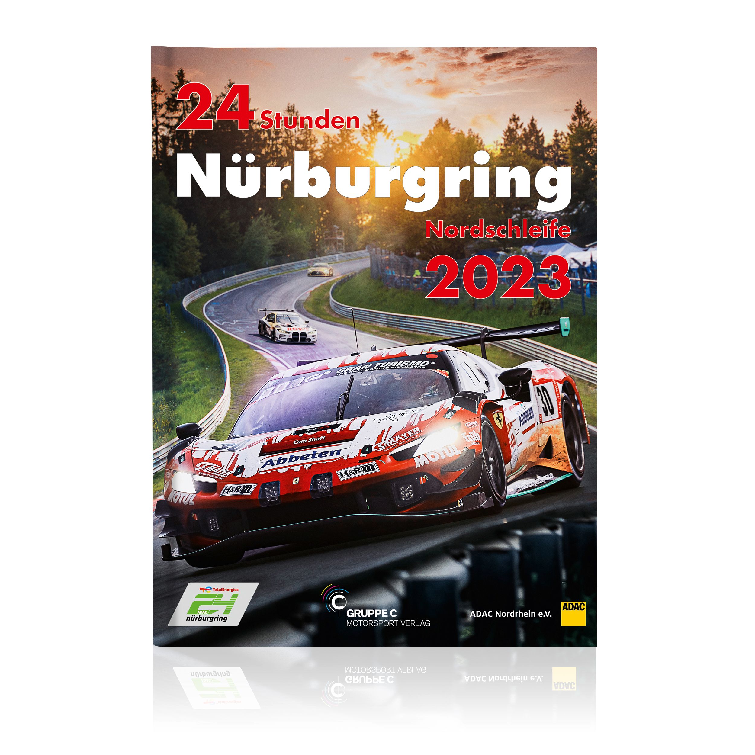 24h Rennen Jahrbuch, Nürburgring 2023, Cover Rennwagen auf Rennstrecke