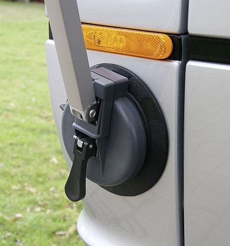 994351731 Befestigter Saugnapf-Anker an Karosserie