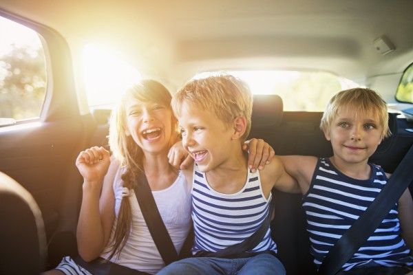 Kinder im Auto, Rückbank