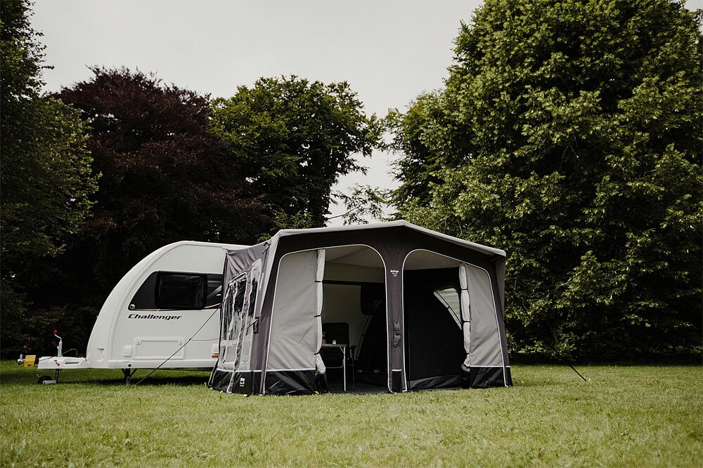 9957781701 Vorzelt an Caravan