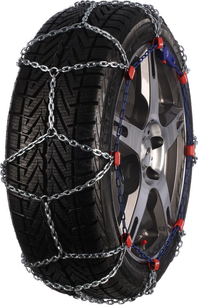 snox_pro_SXP_schraeg Schneekette SXP SNOX PRO aufgezogen auf Reifen