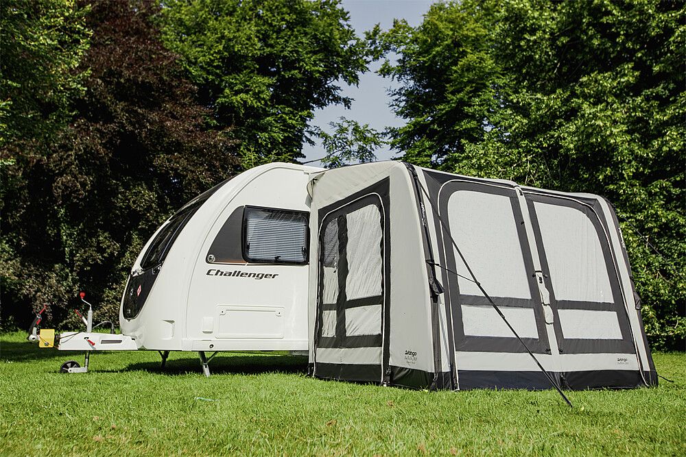 9957783700 Vorzelt an Caravan