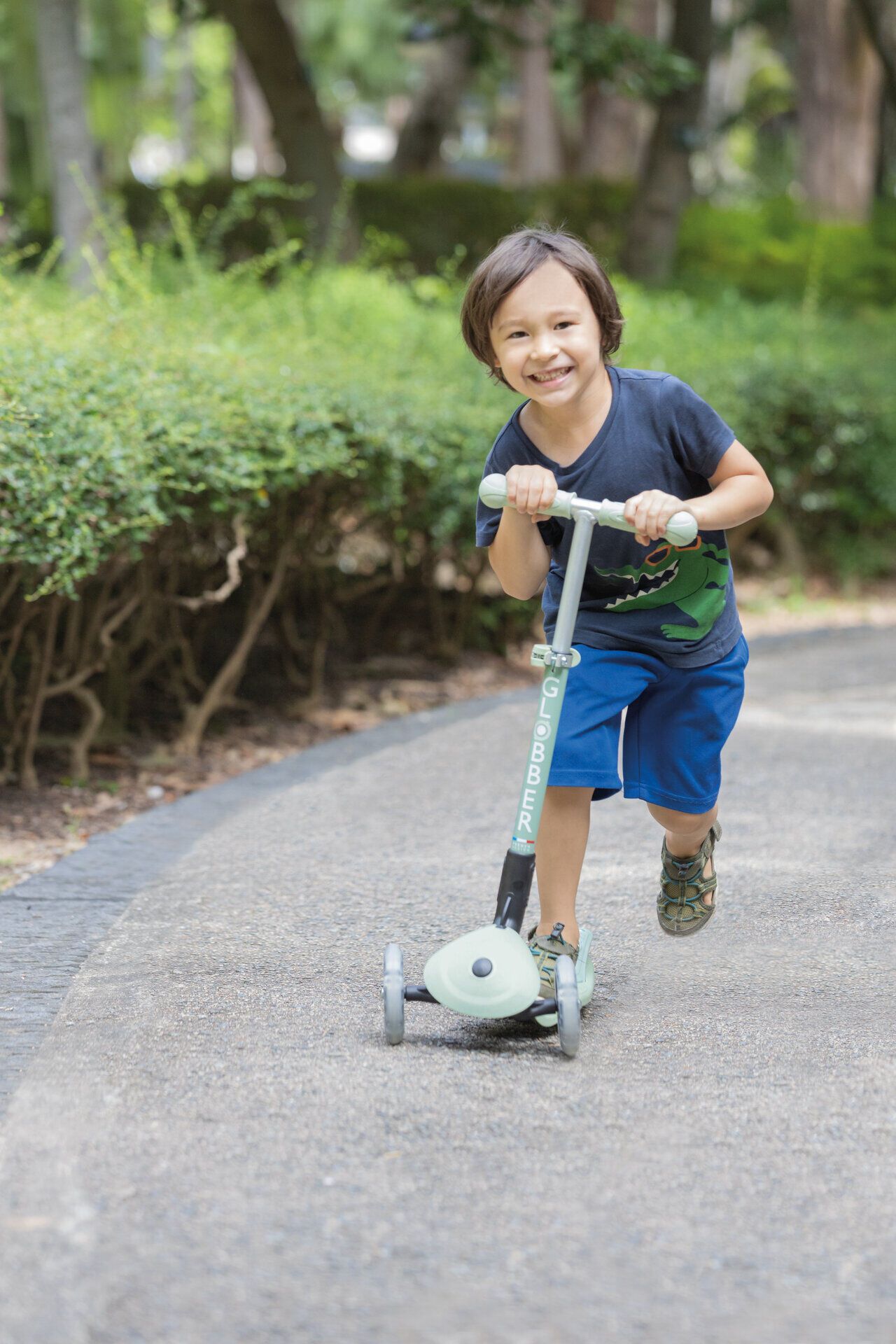 Roller, Kurze Hosen, E-Scooter, Kind, Person