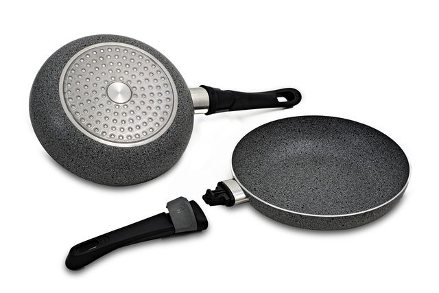 Kochtopf, Kochgeschirr, Bratpfanne, Zimmer, Duscharmatur