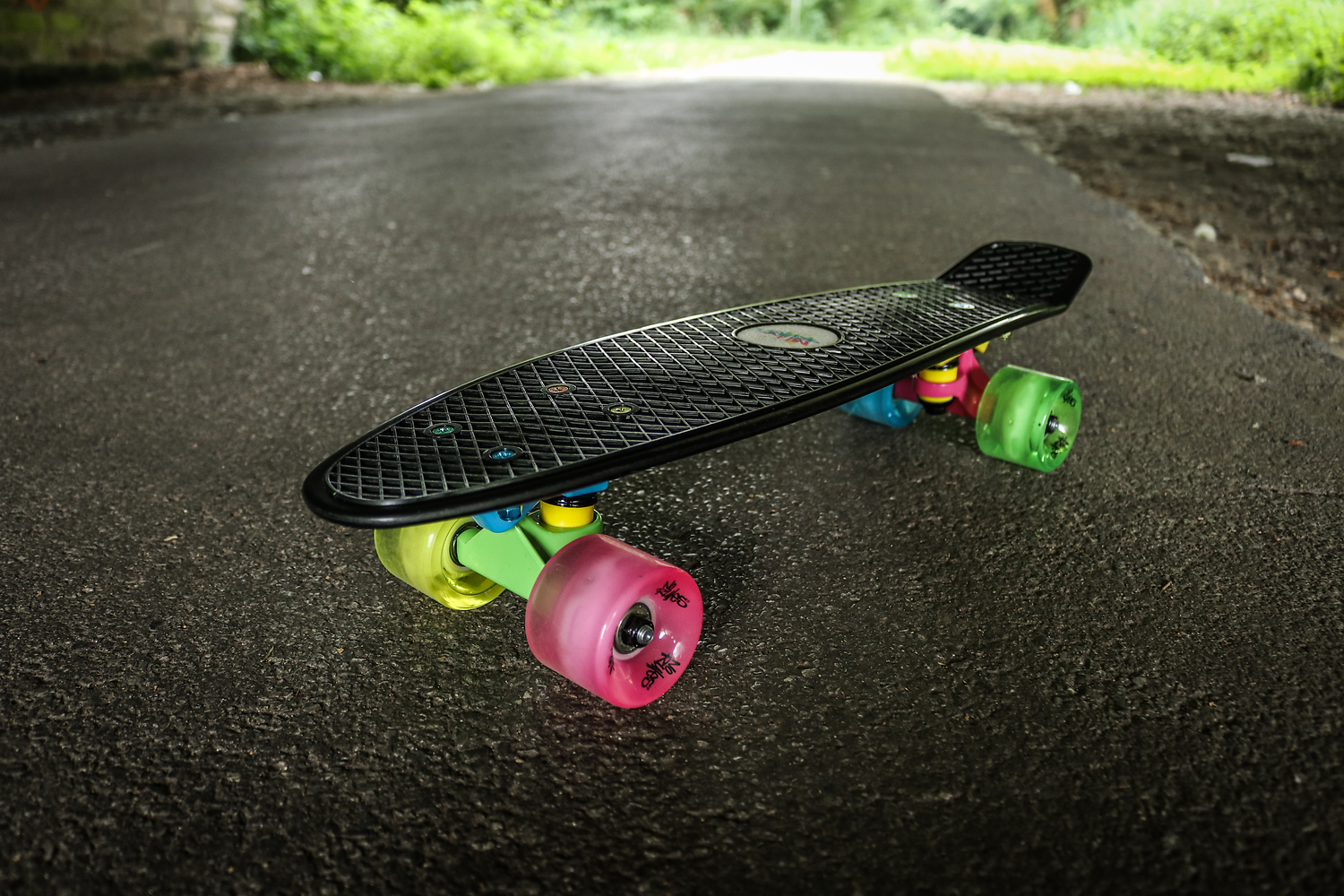  skateboard,  plastic wheels,  longboard,  deck,  trucks
