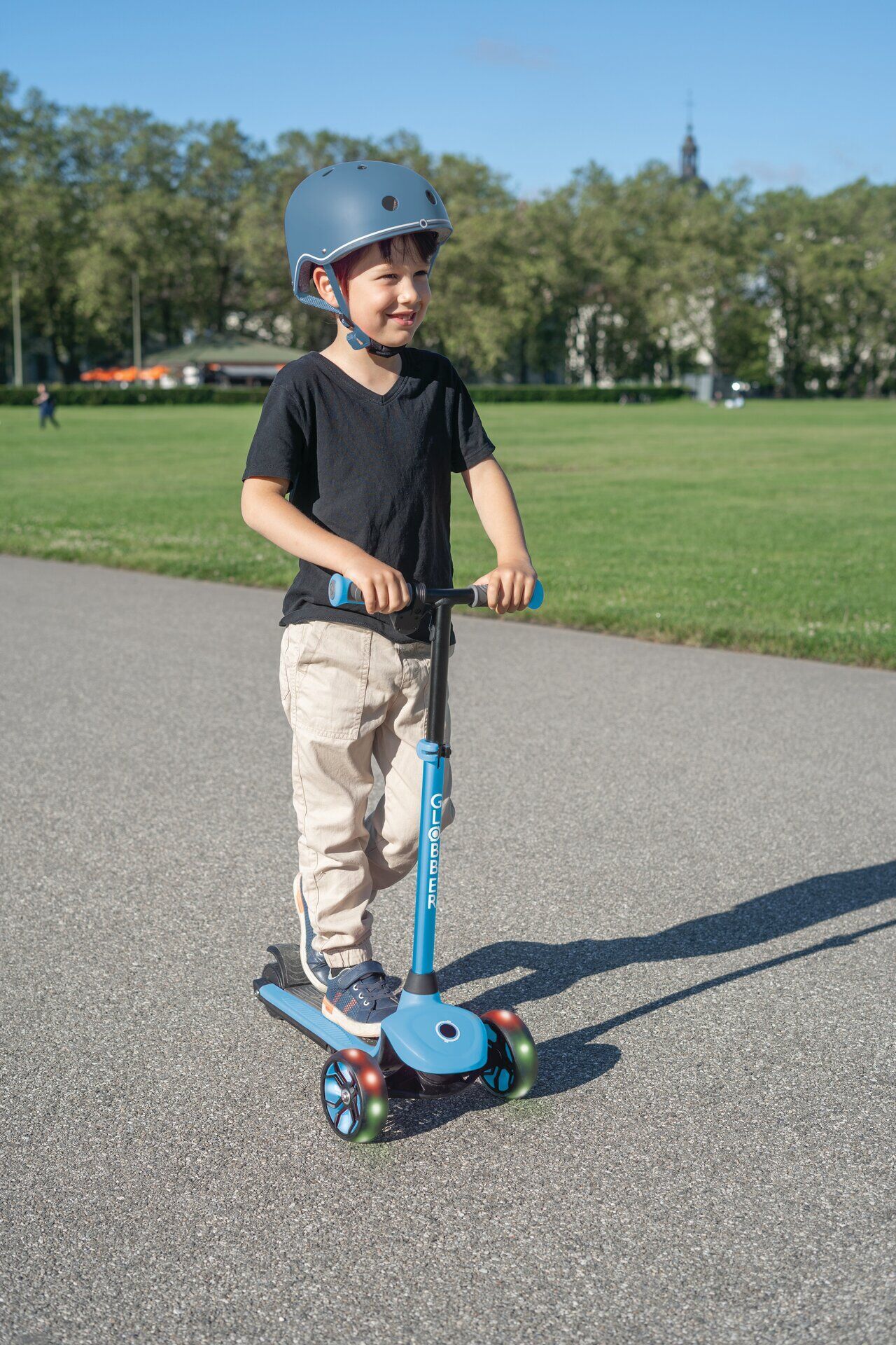 Roller, Gras, Helm, Kind, Person