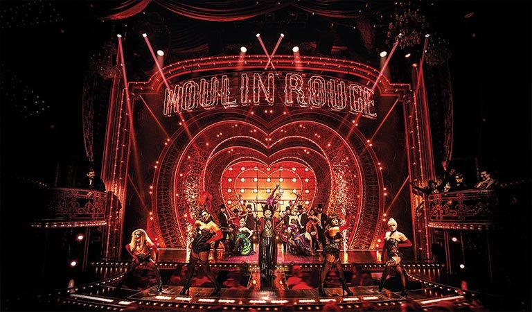 Bühne, Konzert, Theater, Beleuchtung, Leistung in der Gruppe